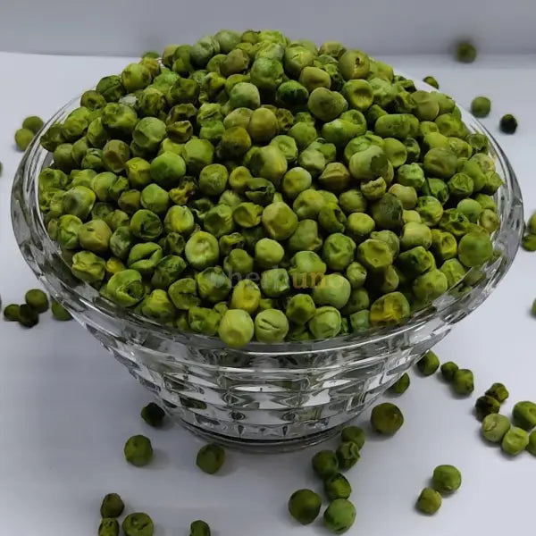 Dried Green Peas - Pisum sativum - dried vegetable